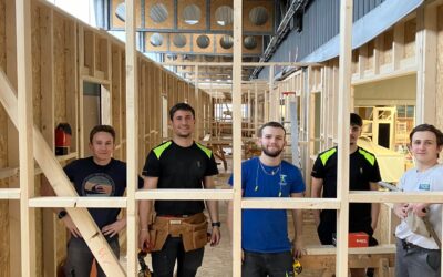 Nouveaux bureaux made in l’ENSTIB, par les étudiants de Licences Pro Structures Bois