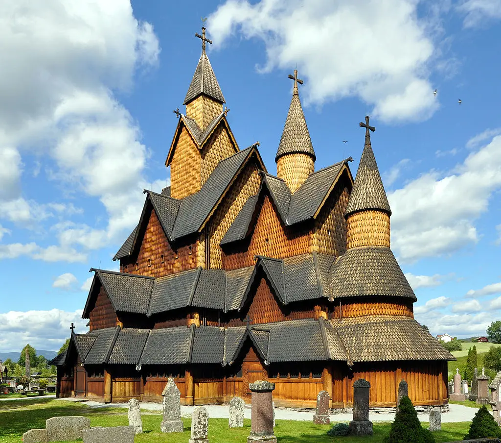 L'église Heddal Stave, la plus grande église en bois debout de Norvège